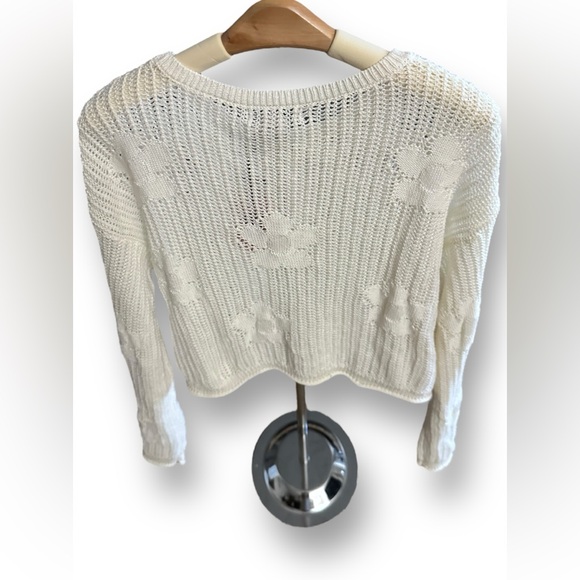 Off White / Cream Knitted Flower Detail Sweater / Cropped Sweatshirt | Sz: S NWT - Picture 4 of 11